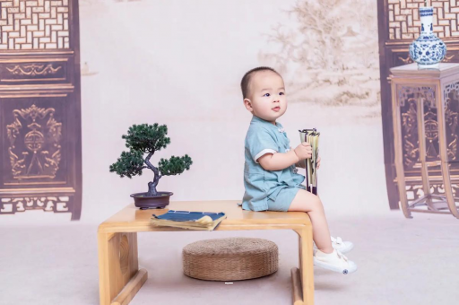 惠州宝宝多久不用拍嗝